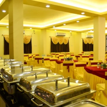 Banquet Dining Hall & Chafing Spread